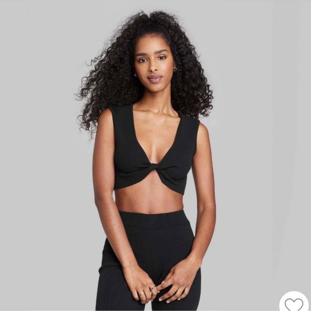 NWT Wild Fable Black Cropped Top